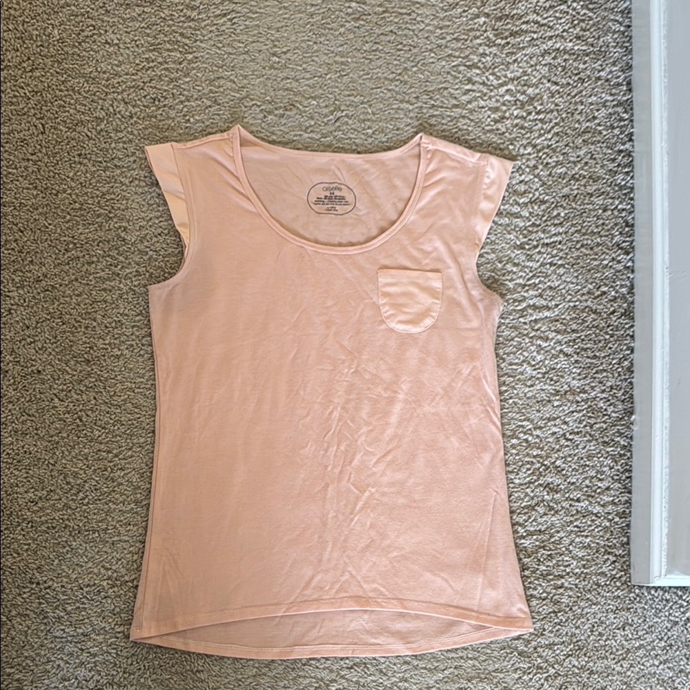 Oiselle cap sleeve light pink top